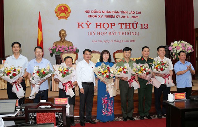 Bà Giàng Thị Dung, Chủ tịch HĐND huyện Bát Xát vừa được bầu là Phó Chủ tịch UBND tỉnh Lào Cai.