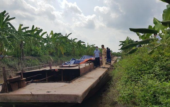 Con tàu nặng 180 tấn mất trộm ở Thái Bình được tìm thấy ở tỉnh Hải Dương - Ảnh: CATH