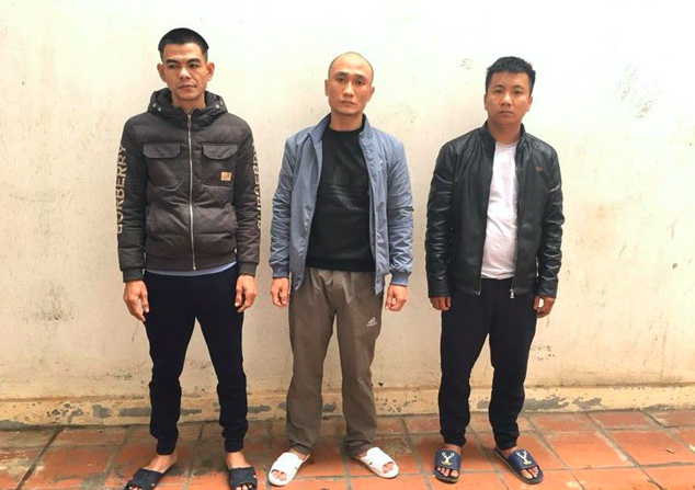Băng trộm liên tỉnh có 7 tiền án vùa bị Công an thành phố Ninh Bình bắt giữ - Ảnh: Hoàng Long