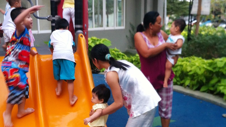 Người giúp việc gia đình sẽ được thụ hưởng thêm nhiều quyền lợi từ ngày 25/5. Ảnh: L.N