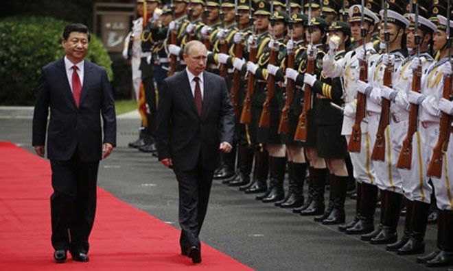 Lễ đón chính thức Tổng thống Putin diễn ra tại Thượng Hải vào hôm qua. 