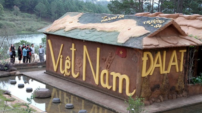 Ngôi nhà độc đáo ở hồ Tuyền Lâm