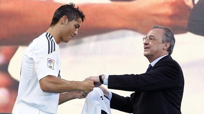 Ronaldo lại ra yêu sách về hợp đồng mới.