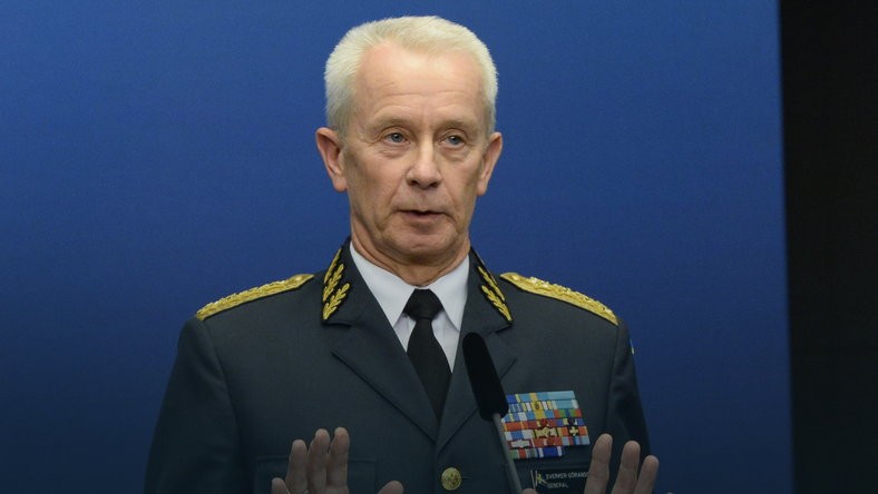 Tư lệnh tối cao Thụy Điển Goeransson phát biểu với báo giới về sự xâm nhập của tàu ngầm lạ. 
