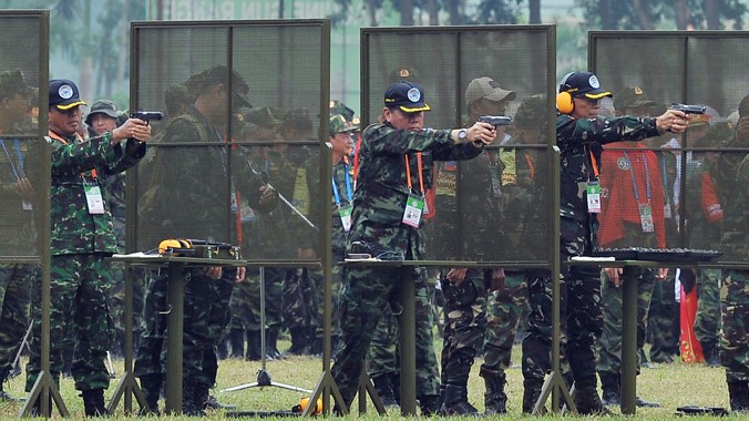 Các tay súng Lục quân ASEAN thi tài thiện xạ