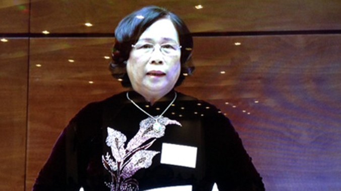 Bộ trưởng Phạm Thị Hải Chuyền đăng đàn trả lời chất vấn.