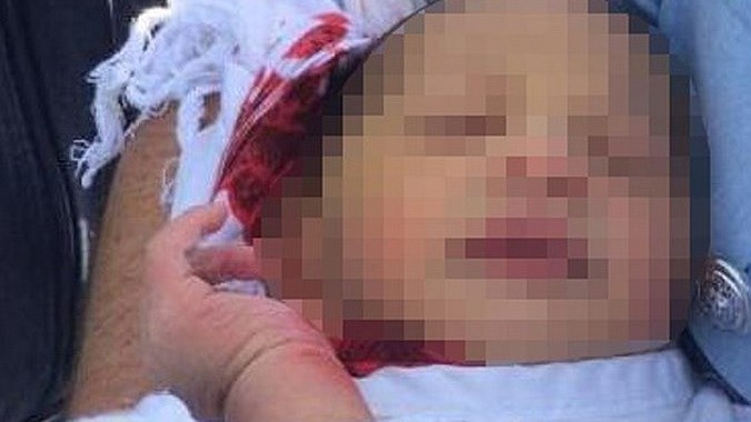 Bé trai 7 ngày tuổi thoát chết thần kỳ. Nguồn: NSW Police.