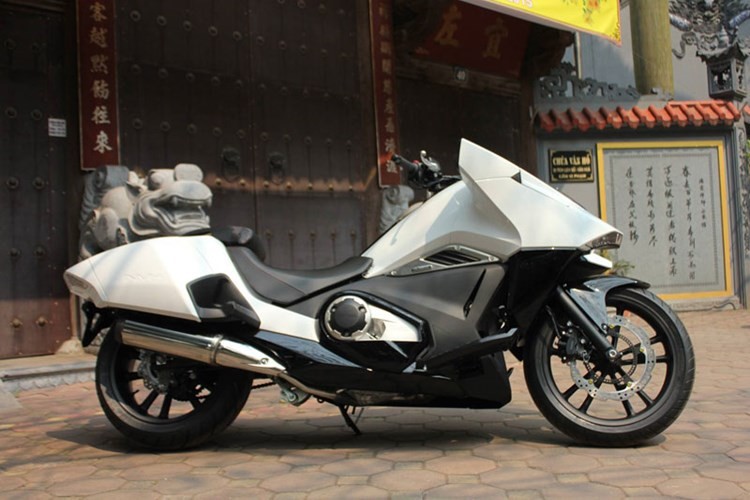 Khám phá siêu chiến binh Honda NM402 giá 528 triệu tại Hà Nội