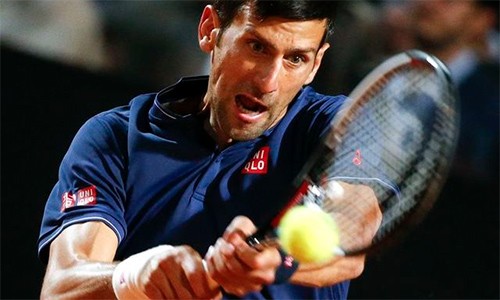 Djokovic khắc chế hoàn toàn chiến thuật ép đối phương về cuối sân từng giúp Thiem đánh bại Nadal ở tứ kết. Ảnh: Reuters.