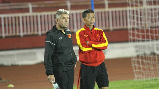 HLV Hoàng Anh Tuấn muốn tập trung để tuyển quân cho U18 Việt Nam.