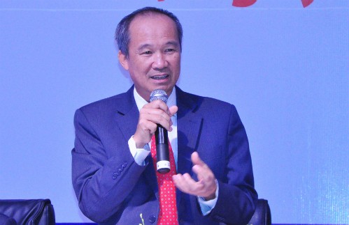 Ông Dương Công Minh tại Đại hội cổ đông Sacombank sáng 20/4. Ảnh: Lệ Chi.