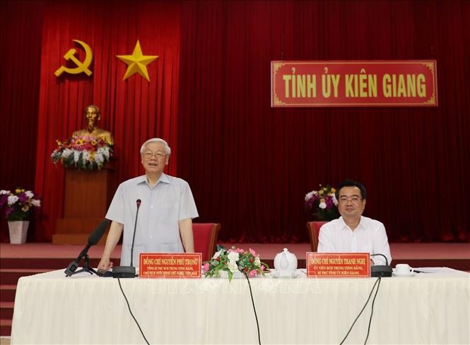 Tổng Bí thư, Chủ tịch nước Nguyễn Phú Trọng phát biểu kết luận buổi làm việc với lãnh đạo và cán bộ chủ chốt tỉnh Kiên Giang. Ảnh: Trí Dũng/TTXVN.