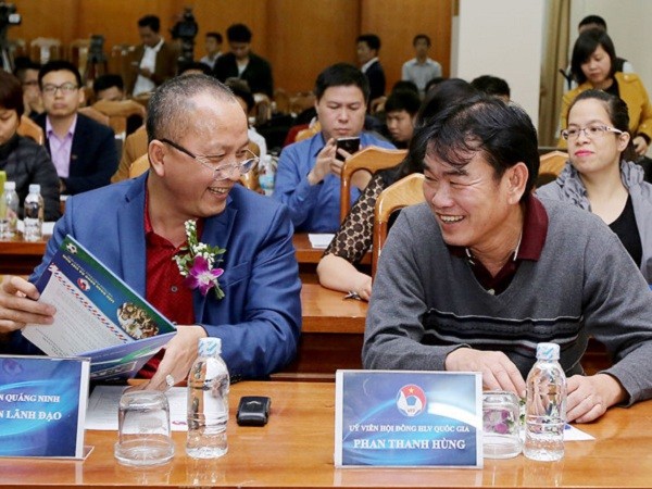 HLV Phan Thanh Hùng vẫn chờ quan điểm của lãnh đạo CLB Quảng Ninh cho mùa giải mới. 