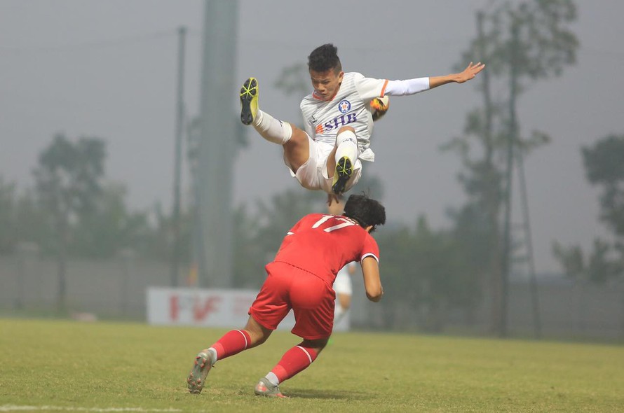 U15 PVF giành quyền vào chung kết sau chiến thắng 1-0 trước U15 SHB Đà Nẵng (ảnh Anh Tú)