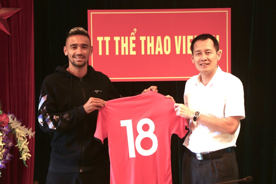 Bruno Matos được chờ đợi sẽ giúp tăng cường hàng công của Viettel ở LS V-League 2021. (ảnh Hà Trần)