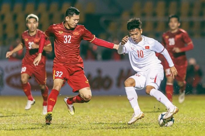 Hữu Thắng có lối chơi kỹ thuật, tốc độ tốt. 