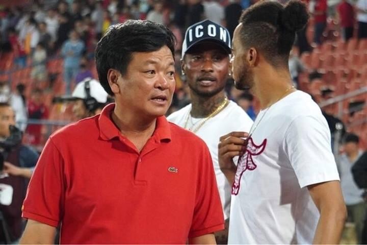 CLB Hải Phòng nợ hơn 17 tỉ tiền thuế, có thể không được dự V-League? Clb Hải Phòng Nợ Hơn 17 Tỉ Tiền Thuế, Có Thể Không Được Dự V-League?
