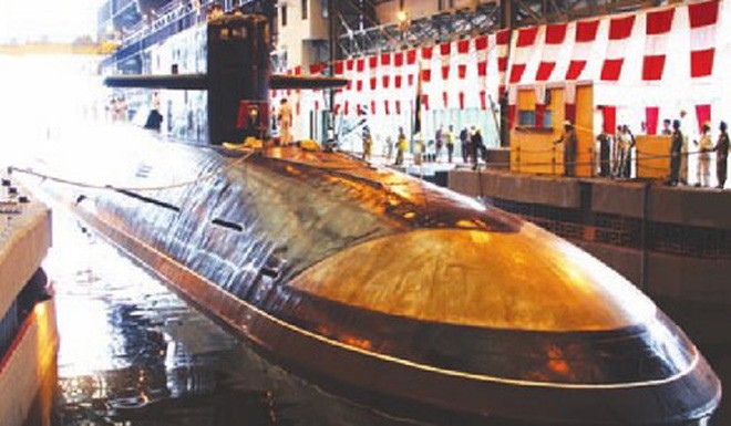 Ấn Độ đưa tàu ngầm 'Kẻ hủy diệt' ra biển