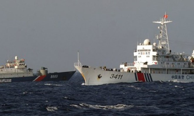Tàu cảnh sát biển Trung Quốc chặn tàu cảnh sát biển Việt Nam gần nơi hạ đặt giàn khoan Hải Dương-981.
