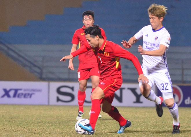 Ulsan Hyundai vượt qua U23 Việt Nam nhờ bàn thắng muộn
