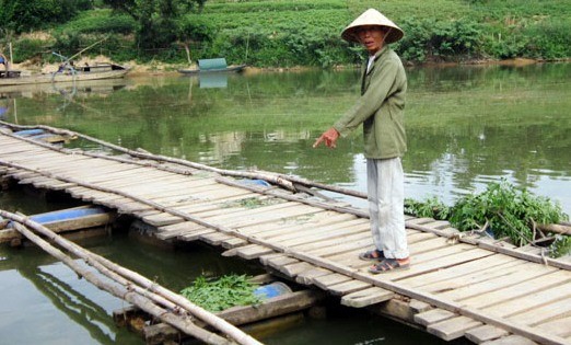 Cầu phao Phương Mỹ, huyện Hương Khê nơi em Thành tử vong.