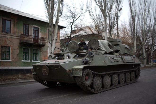 Xe quân sự của lực lượng ly khai tại miền Đông Ukraine tháng 11/2014 (Nguồn: AFP)
