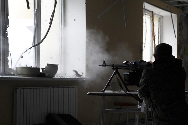 Một tay súng thuộc lực lượng ly khai ở khu vực Donetsk. (Nguồn: AFP)