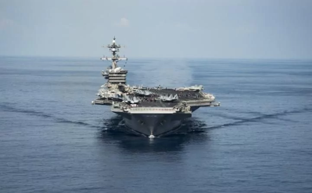 Tàu sân bay USS Carl Vinson. Ảnh: Reuters
