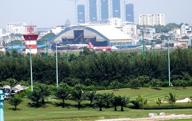 Sân golf Tân Sơn Nhất nằm ở phía Bắc sân bay, sẽ được sử dụng để làm nhà ga hàng hoá, sân đậu máy bay...