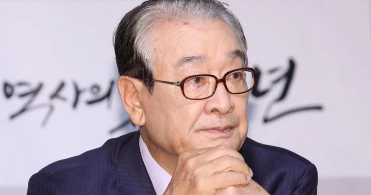 Ông nội quốc dân' Lee Soon Jae thay đổi thái độ khi quản lý cũ tung đoạn  ghi âm