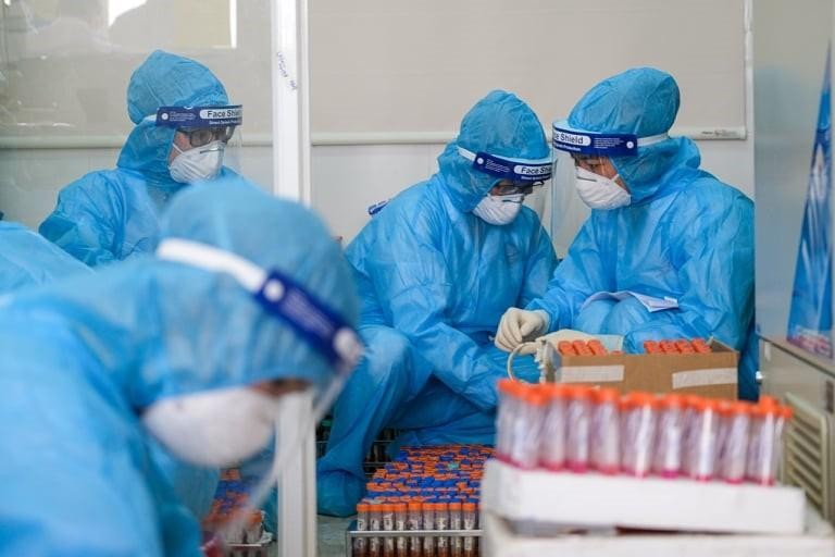 Bệnh viện Phổi Hà Nội có 24 ca mắc COVID-19, cách ly toàn bộ bệnh viện