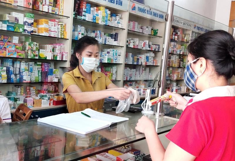 Công bố 76 nhà thuốc phục vụ người dân Hà Nội trong thời gian giãn cách
