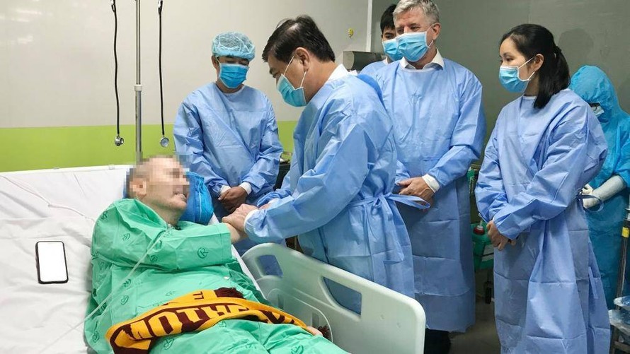 Dự kiến, nam phi công xuất viện ngày 11/7
