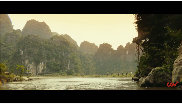 Kong: Skull Island là một bộ phim hành động pha chút giật gân về một hòn đảo bí ẩn, nơi Kong và hàng loạt sinh vật kỳ dị sinh sống. Hãy xem ngay hình ảnh liên quan để nhận được một phần nhỏ của cảm giác giật mình và hồi hộp trong bộ phim tuyệt vời này!