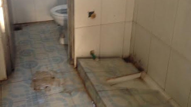 Nhà vệ sinh trường học bẩn: Phó Thủ tướng cũng thấy bức xúc