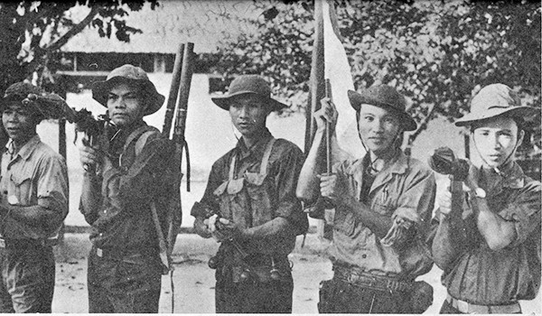 Dinh độc lập, biểu tượng của sự độc lập và sự nghiệp giải phóng dân tộc, ngày càng trở nên đặc biệt và quan trọng đối với dân tộc Việt Nam. Hãy xem hình ảnh này để đối mặt với ký ức lịch sử và niềm kiêu hãnh của người dân Việt Nam.