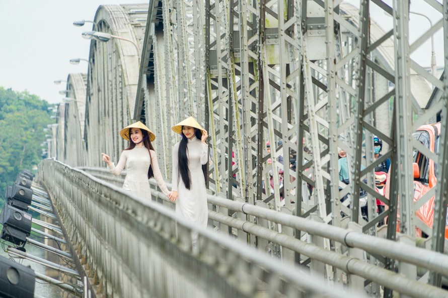 Phục dựng vẻ đẹp xưa cây cầu thế kỷ của xứ Huế