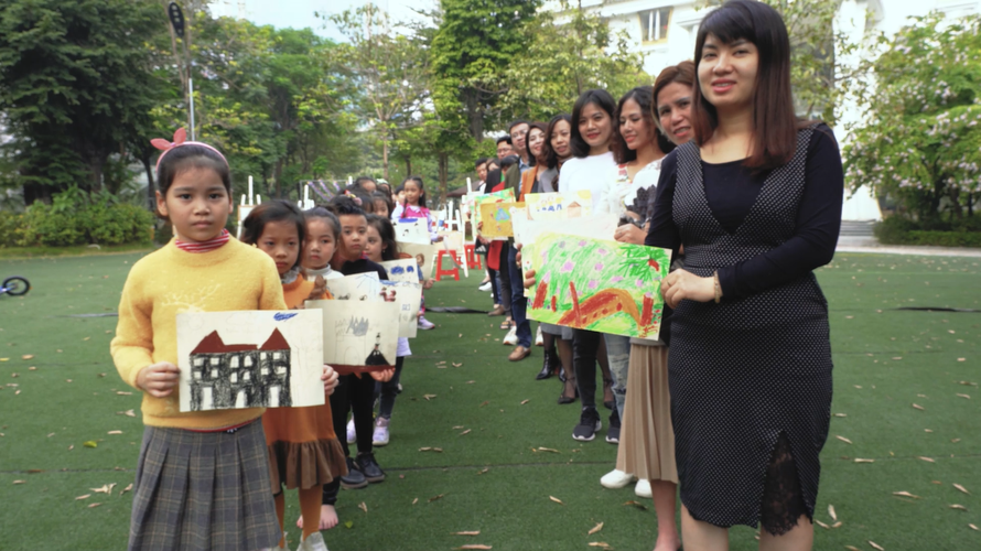 Hội thi môi trường: Hãy đến với Hội thi môi trường để trải nghiệm những hoạt động thú vị và mang tính giáo dục. Những bạn trẻ trẻ tuổi sẽ được tiếp cận và học hỏi về những vấn đề môi trường, đồng thời có cơ hội giao lưu và kết nối với những người bạn mới. Hãy xem những hình ảnh cảm động về những nỗ lực bảo vệ môi trường.