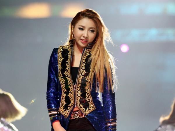 Thực hư chuyện Minzy (2NE1) muốn gia nhập một nhóm nhạc khác?