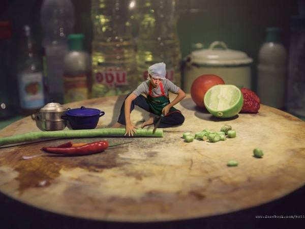 Ngộ nghĩnh bộ ảnh cưới phiên bản "người tí hon" của nhiếp ảnh gia người Thái