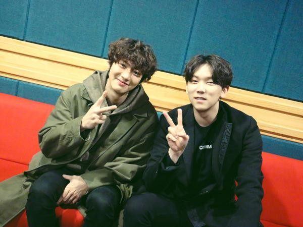 Lắng nghe Junggigo vÀ Chanyeol (EXO) kể về những rung động của tuổi trẻ