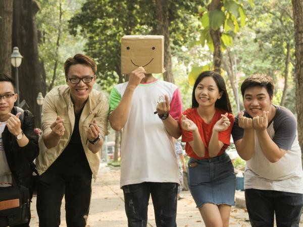 Chiến dịch 8 tháng 3 ý nghĩa của nhóm bạn trẻ Sài Gòn cho những người phụ nữ "đặc biệt"
