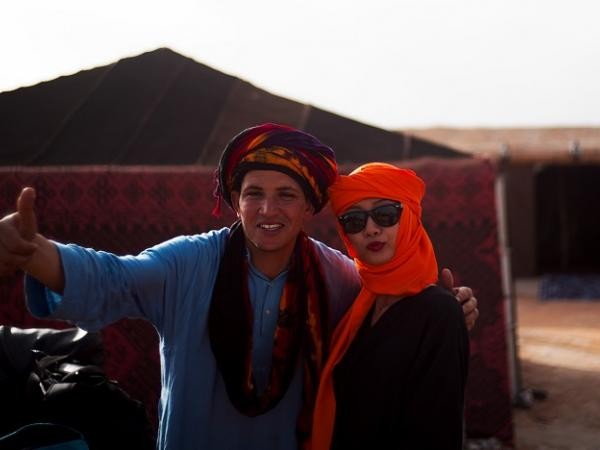 Những trải nghiệm đặc biệt của Suboi khi một mình khám phá sa mạc Sahara