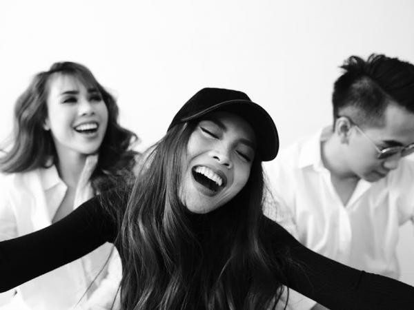 Yến Trang bất ngờ ra mắt sản phẩm mới trước thềm đêm Chung kết "The Remix 2017"