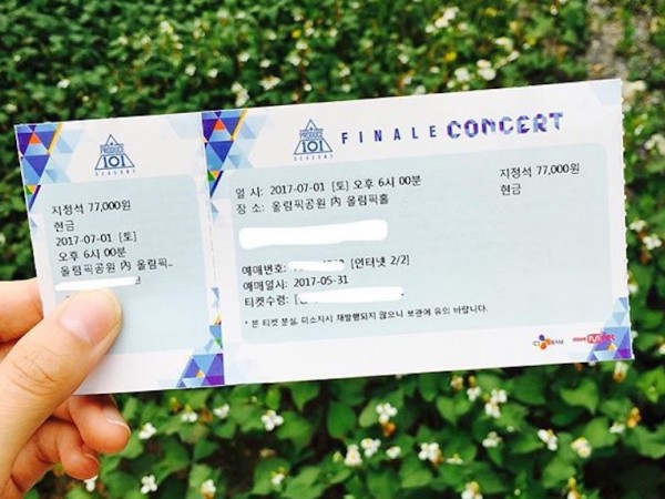 Concert chung cuộc của show "Produce 101" cháy vé đến nỗi vé giả tung hoành khắp nơi