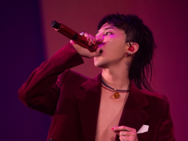 Dù bị nhiều fan chê xấu, các chàng trai K-Biz vẫn đang mê mẩn kiểu tóc mullet này