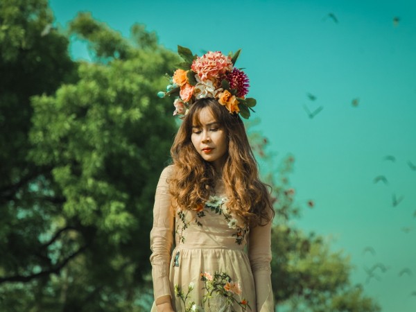Lưu Hương Giang tung bộ ảnh chụp tại Ấn Độ trước khi phát hành MV "Đừng buông tay" 