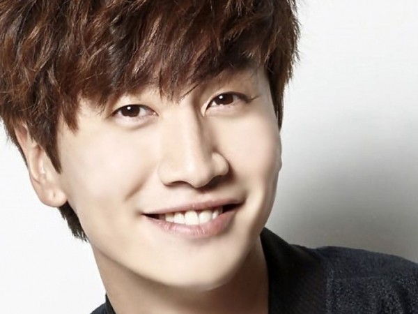 Tuy “lầy” là thế, Lee Kwang Soo vẫn khiến fan tự hào về tấm lòng nhân ái thế này đây