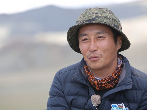 “Tộc trưởng” Kim Byung Man của “Law of the Jungle” bị chấn thương, gãy cột sống