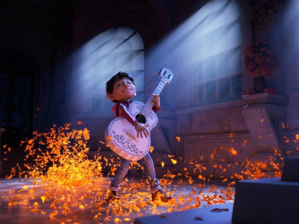 "Coco" - siêu phẩm hoạt hình lớn nhất của Pixar trong năm 2017 tung trailer chính thức